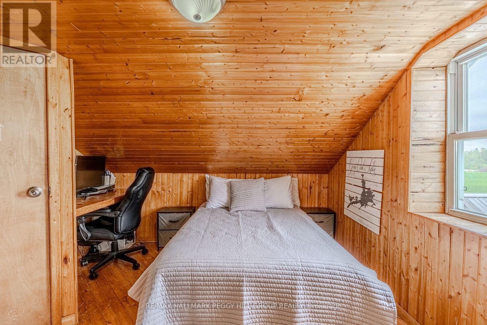 1601 Penetanguishene Road, Oro-Medonte, Ontario  L4M 4Y8 - Photo 11 - S12483090