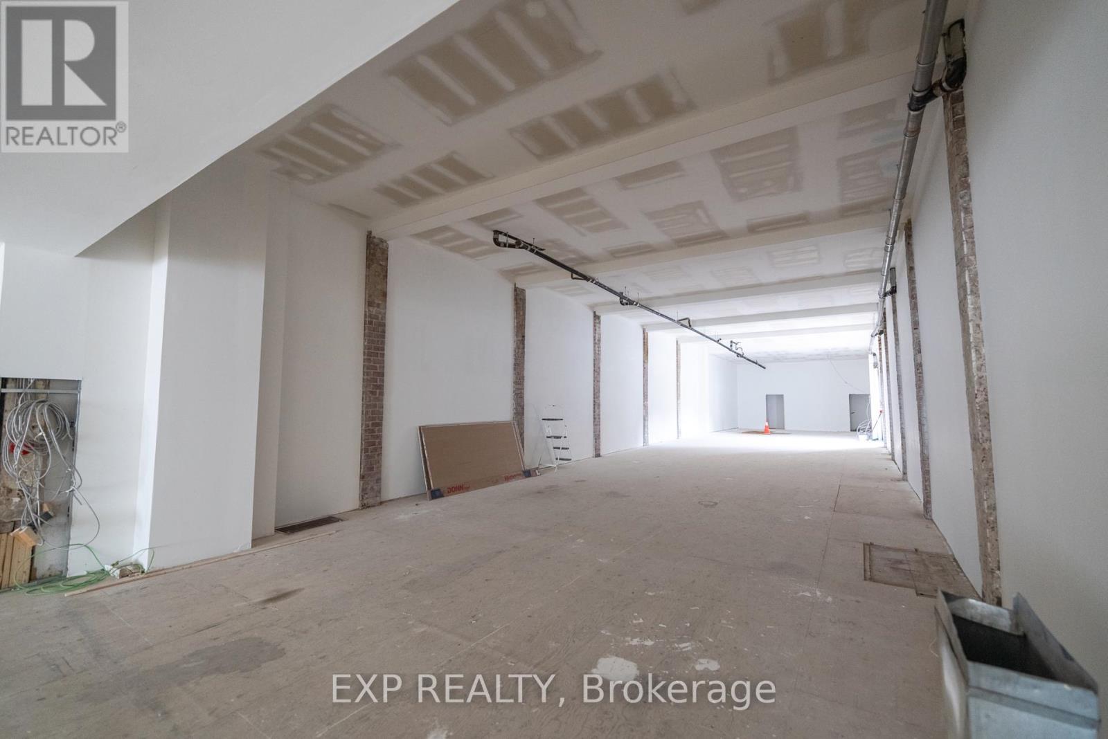 2878 Dundas Street W, Toronto, Ontario  M6P 1Y8 - Photo 11 - W12305486