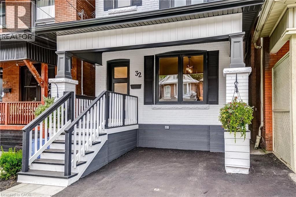 32 Cumberland Avenue, Hamilton, Ontario L8M 1Y7 - Photo 2 - 40789847