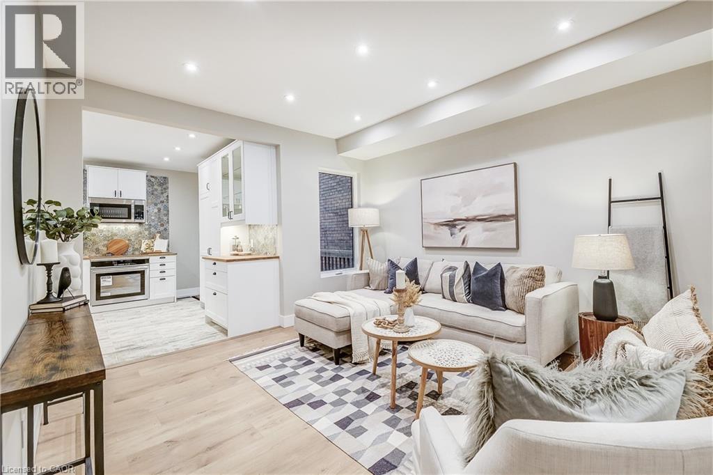 32 Cumberland Avenue, Hamilton, Ontario L8M 1Y7 - Photo 9 - 40789847