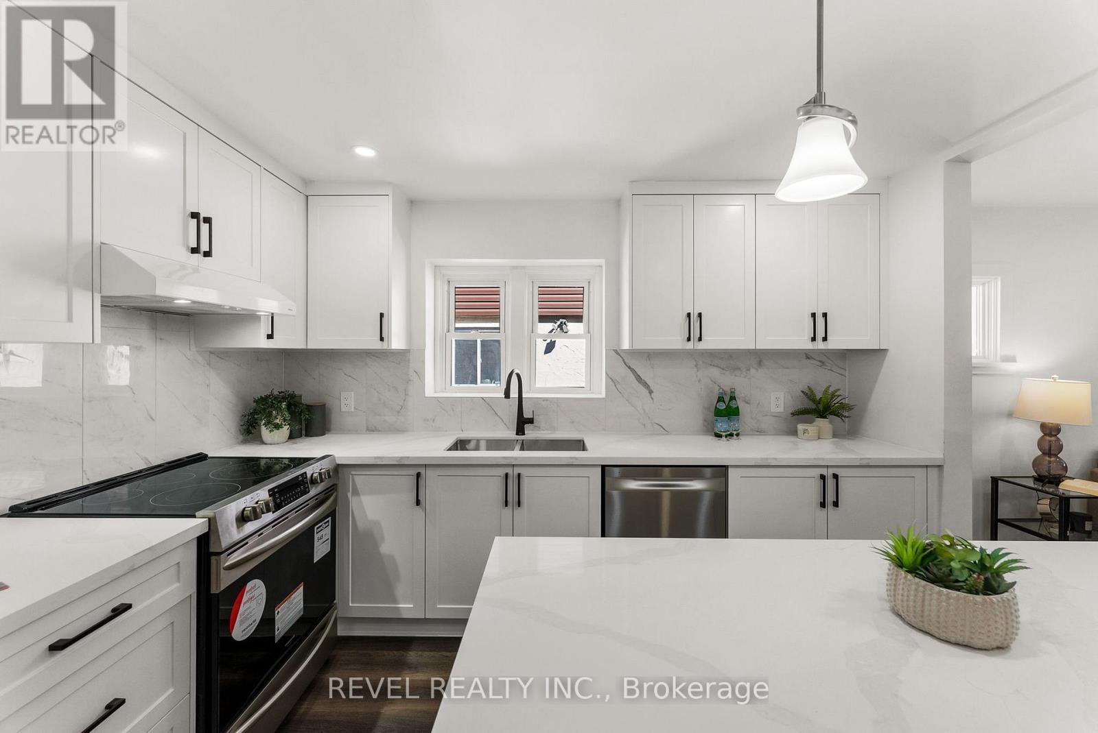 180 Hillcroft Street, Oshawa, Ontario  L1G 2L5 - Photo 10 - E12567182