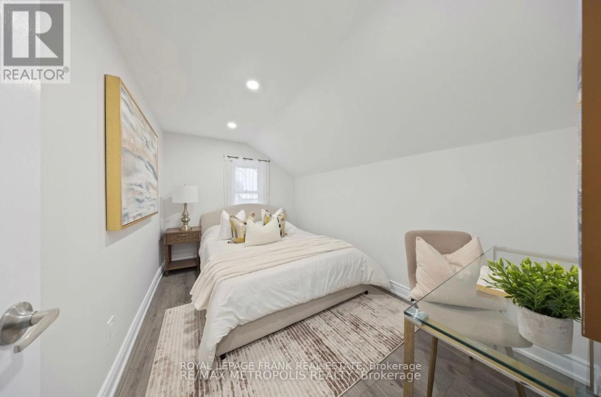 311 Kingsdale Avenue, Oshawa, Ontario  L1G 5H3 - Photo 7 - E12567304