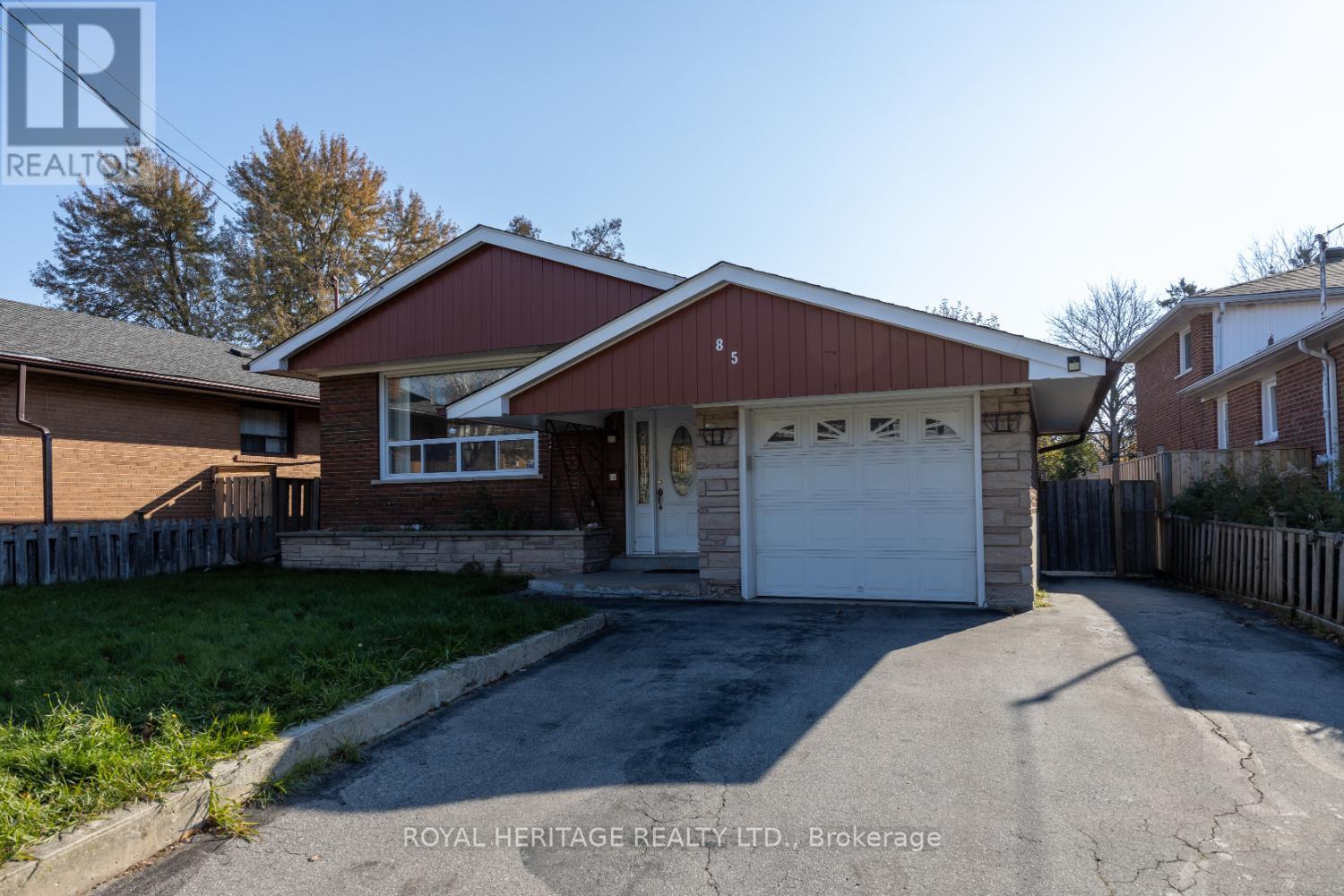 85 Painted Post Drive, Toronto, Ontario  M1H 1T3 - Photo 3 - E12567314