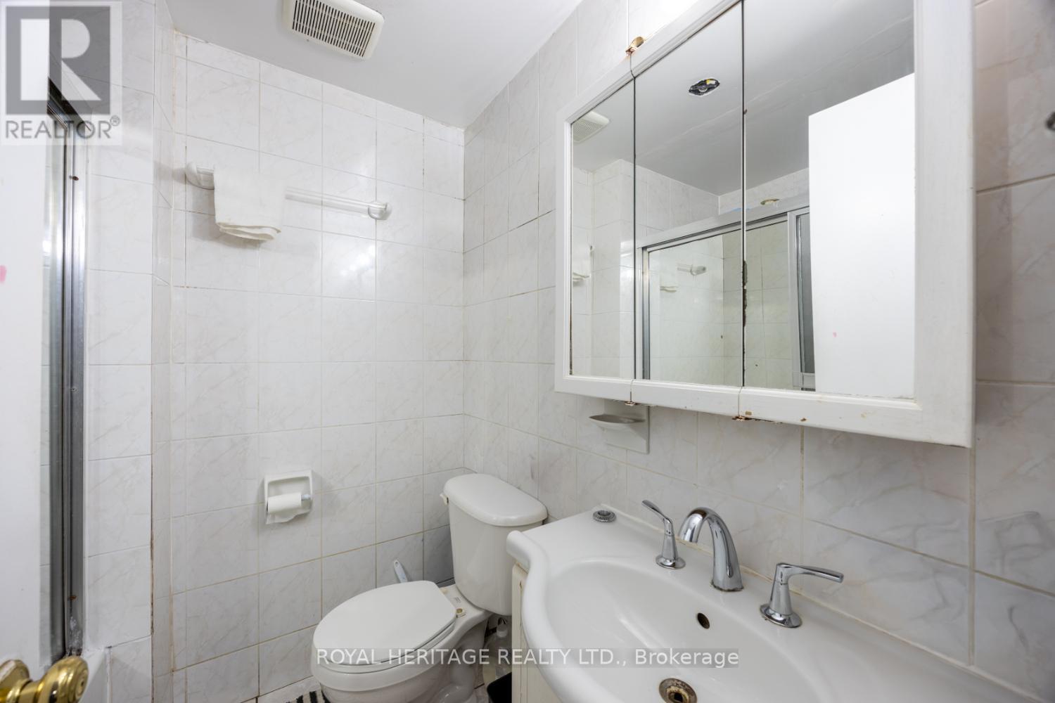 85 Painted Post Drive, Toronto, Ontario  M1H 1T3 - Photo 34 - E12567314