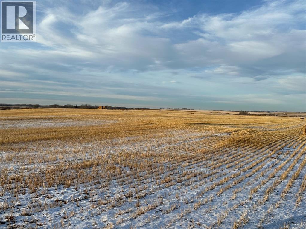 In Kneehill County, Rural Kneehill County, Alberta  T0M 2A0 - Photo 13 - A2271434