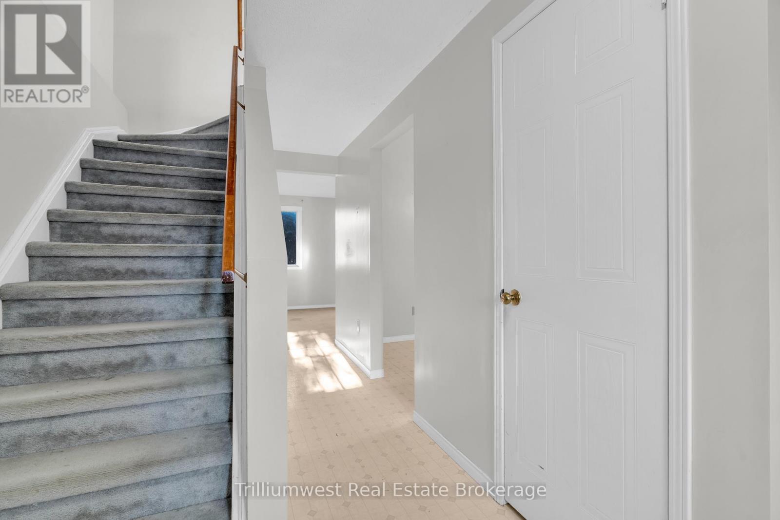 25 Sidney Crescent, Guelph (Kortright West), Ontario  N1G 4V1 - Photo 5 - X12567228