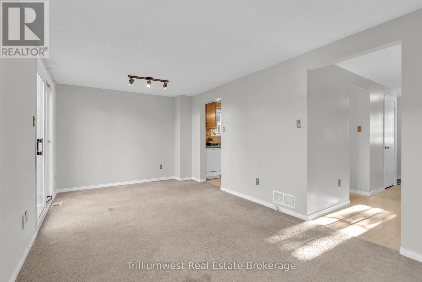 25 Sidney Crescent, Guelph (Kortright West), Ontario  N1G 4V1 - Photo 7 - X12567228