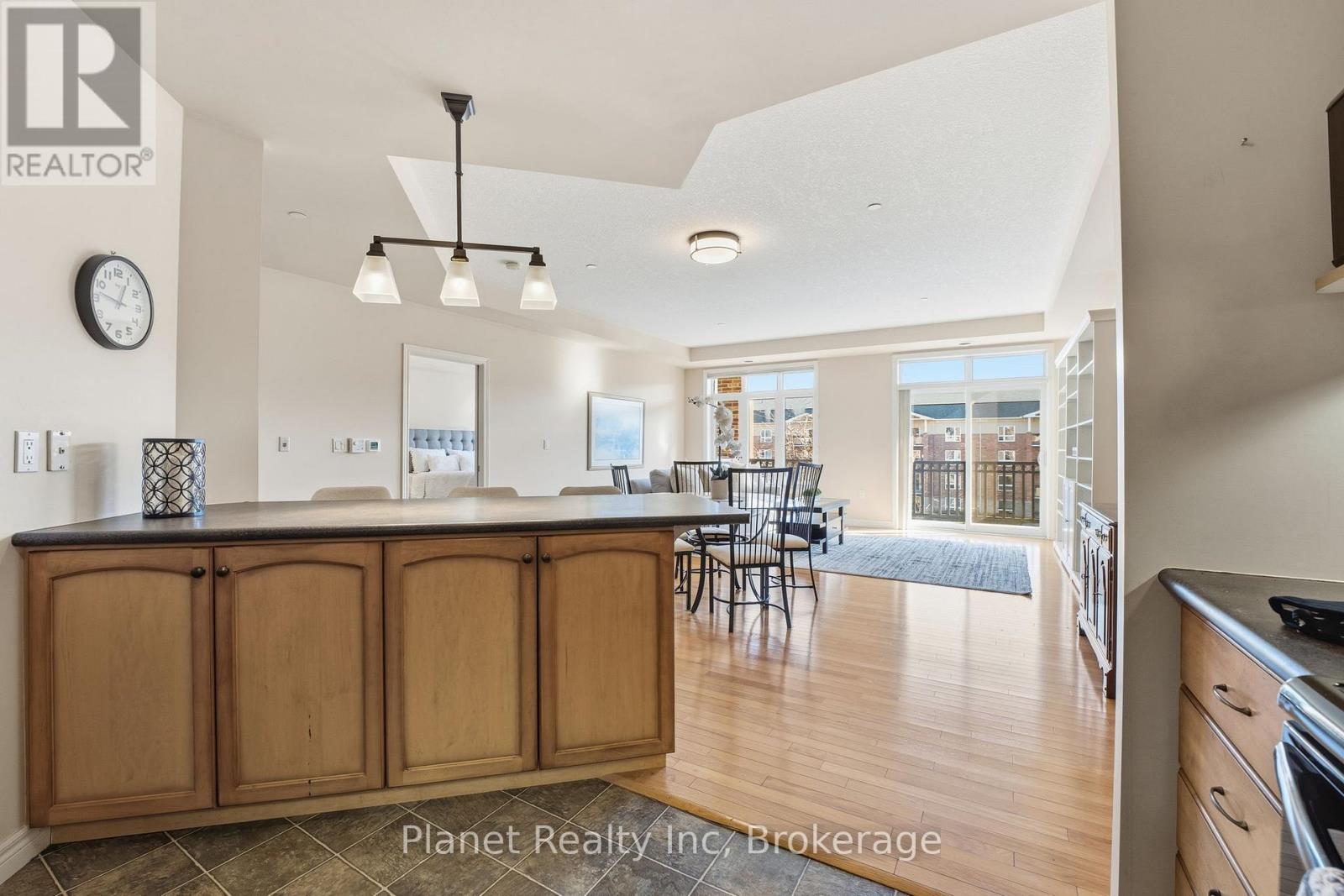 301 - 65 Bayberry Drive, Guelph (Village By The Arboretum), Ontario  N1G 5K8 - Photo 13 - X12567296