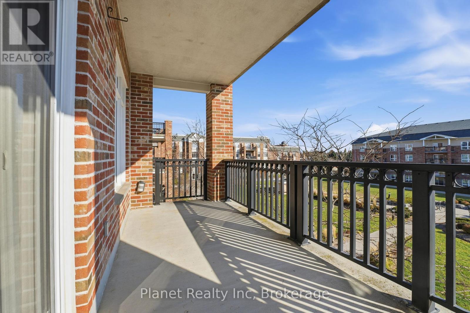 301 - 65 Bayberry Drive, Guelph (Village By The Arboretum), Ontario  N1G 5K8 - Photo 22 - X12567296