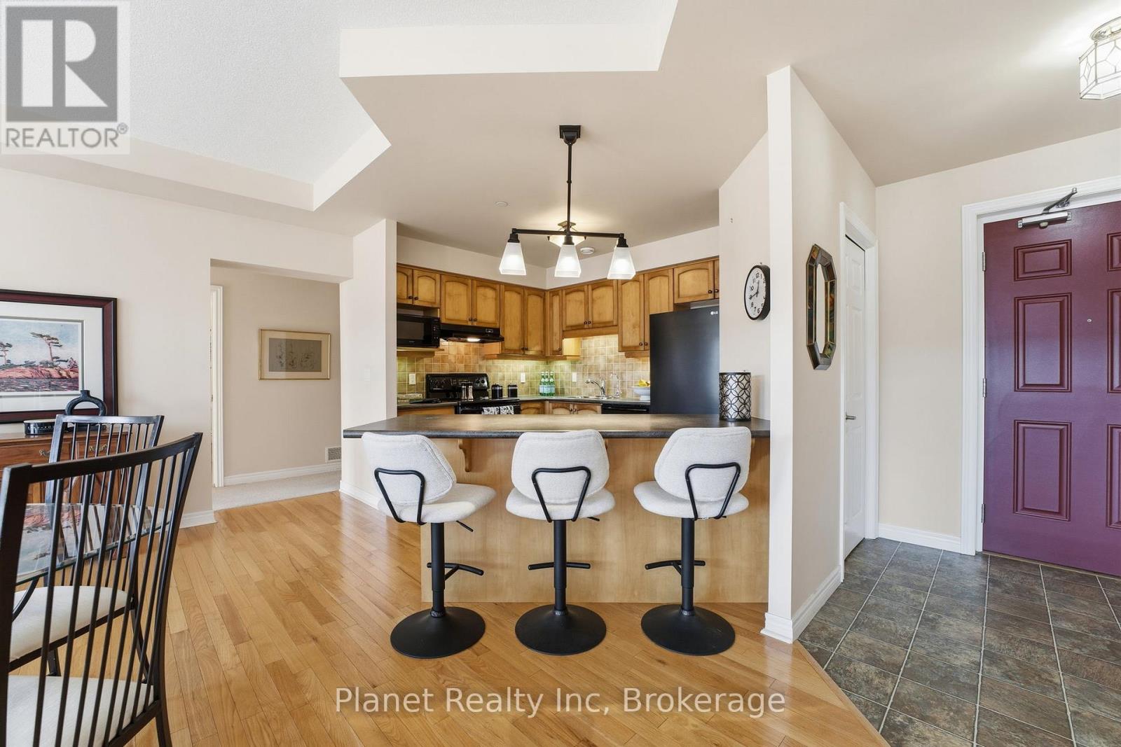 301 - 65 Bayberry Drive, Guelph (Village By The Arboretum), Ontario  N1G 5K8 - Photo 8 - X12567296