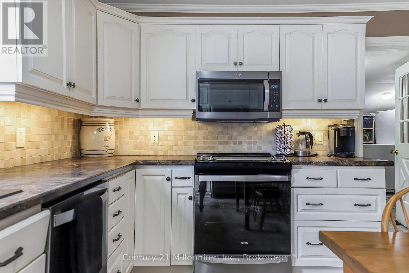 2268 8th Avenue W, Georgian Bluffs, Ontario  N4K 5M8 - Photo 30 - X12567326