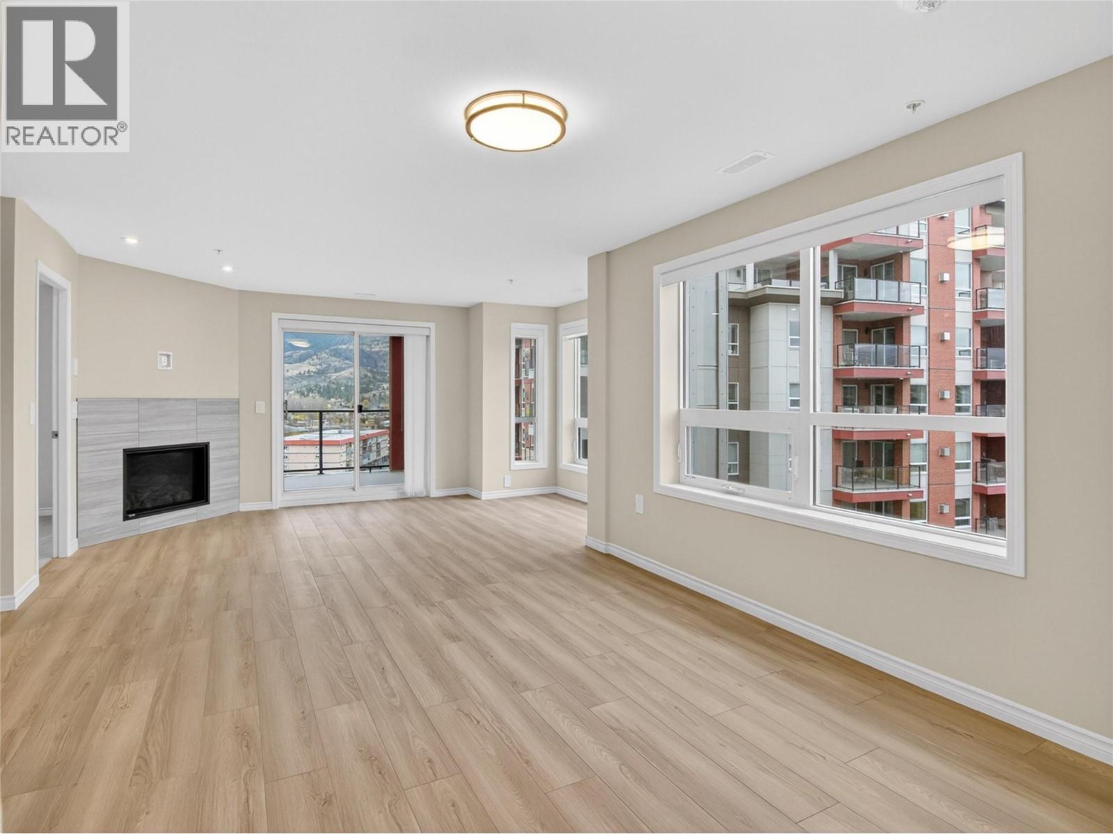 3362 SKAHA LAKE Road Unit# 903 Penticton Photo 6