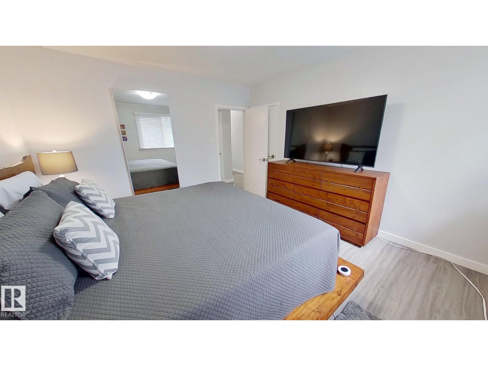 11708 130 St Nw, Edmonton, Alberta  T5J 1A1 - Photo 10 - E4448491