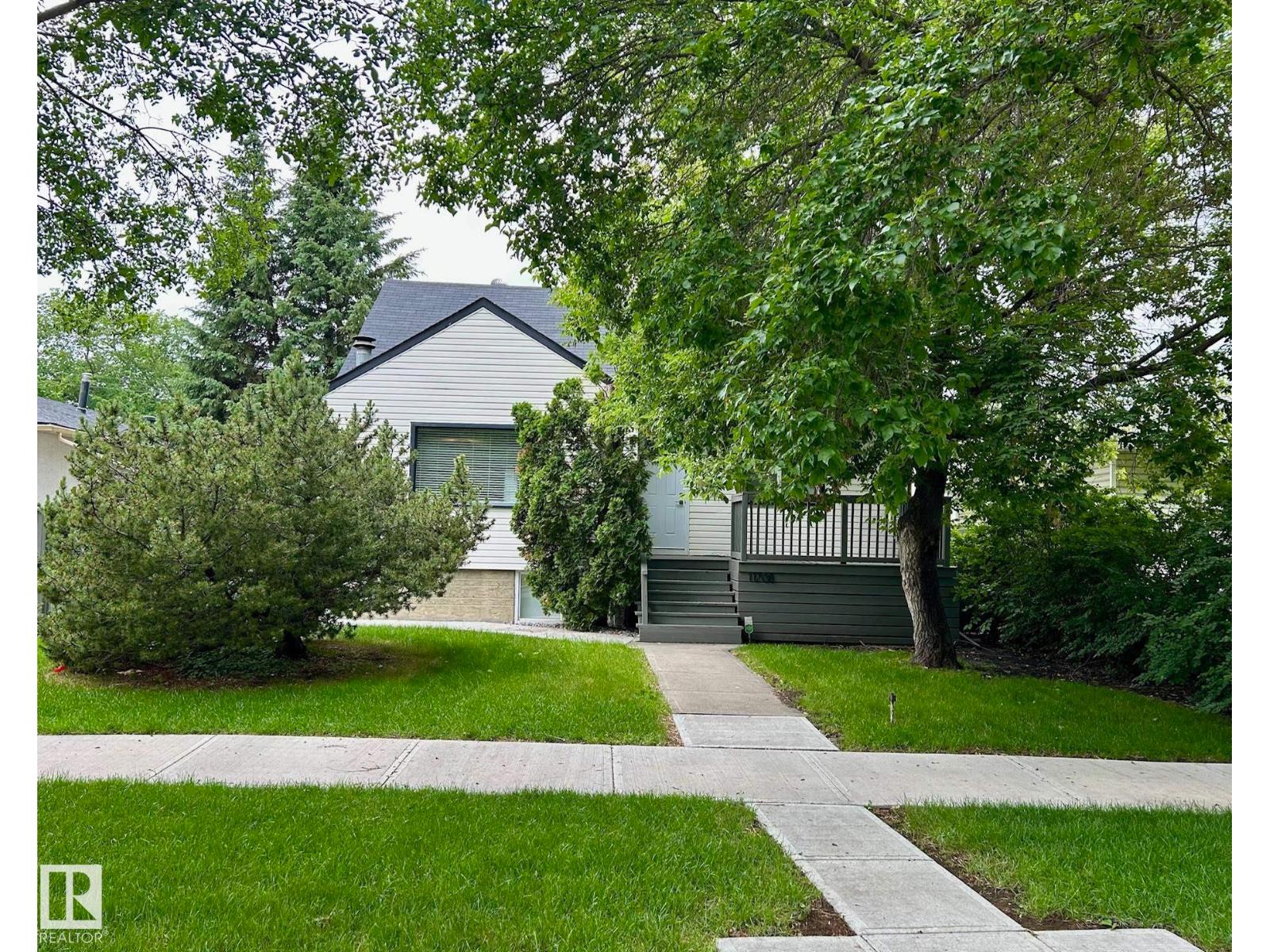 11708 130 St Nw, Edmonton, Alberta  T5J 1A1 - Photo 1 - E4448491