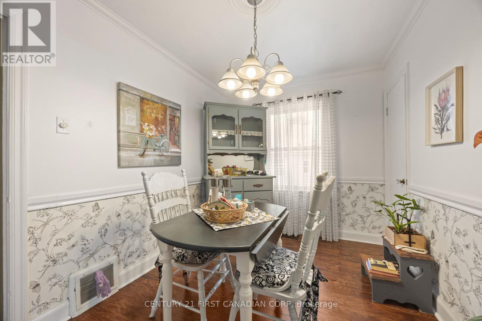 265 Short Avenue, London East, Ontario  N5W 1W3 - Photo 9 - X12562182