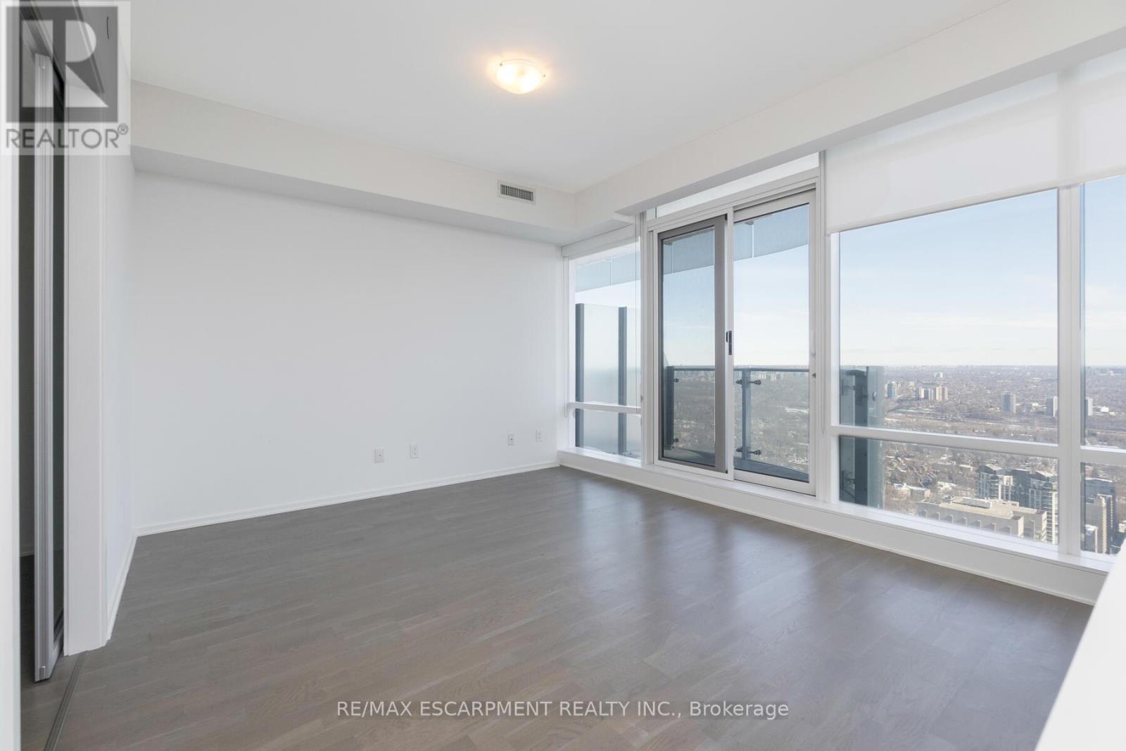 5503 - 1 Bloor Street E, Toronto, Ontario  M4W 1A9 - Photo 10 - C12567158