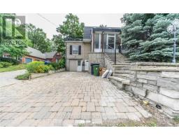 UNIT 2 - 125 STEELES AVENUE E, Toronto, Ontario