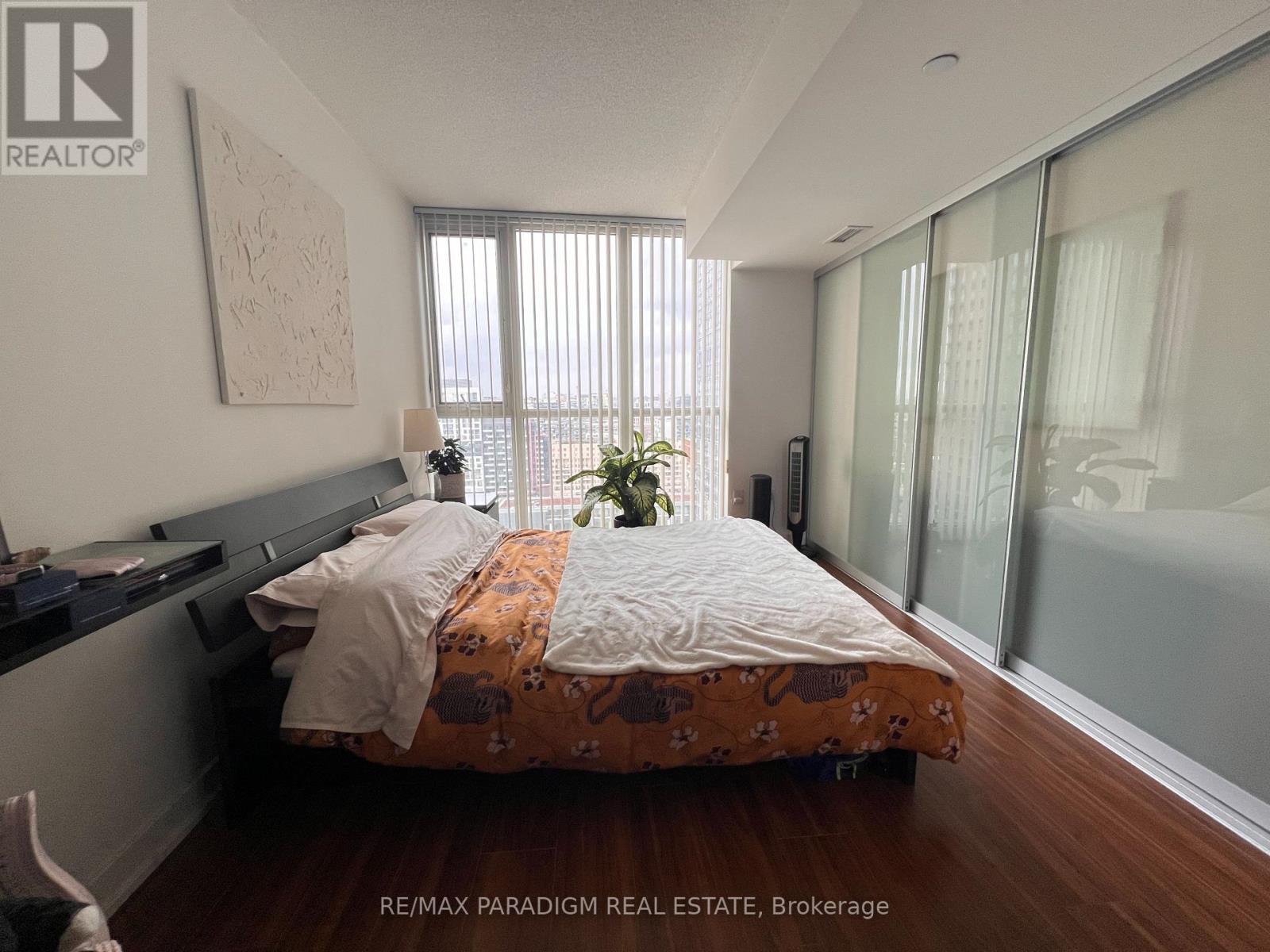 2211 - 85 Queens Wharf Road, Toronto, Ontario  M5V 0J9 - Photo 6 - C12567262