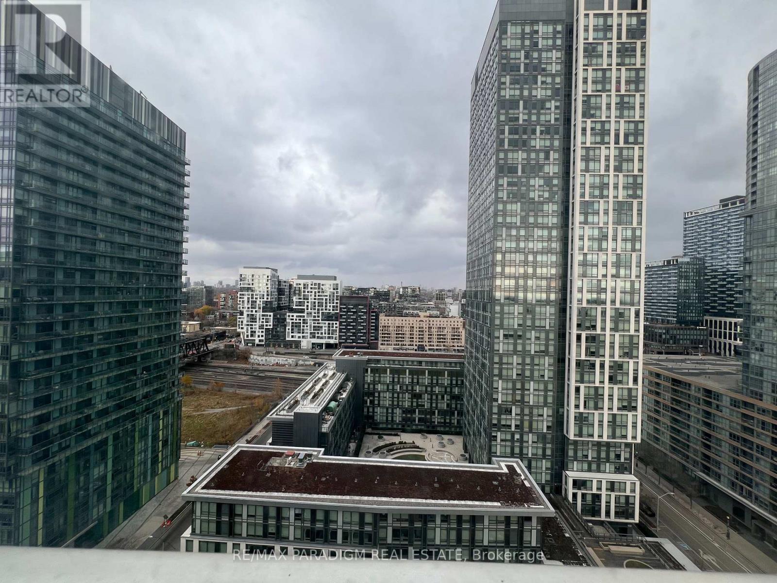 2211 - 85 Queens Wharf Road, Toronto, Ontario  M5V 0J9 - Photo 7 - C12567262