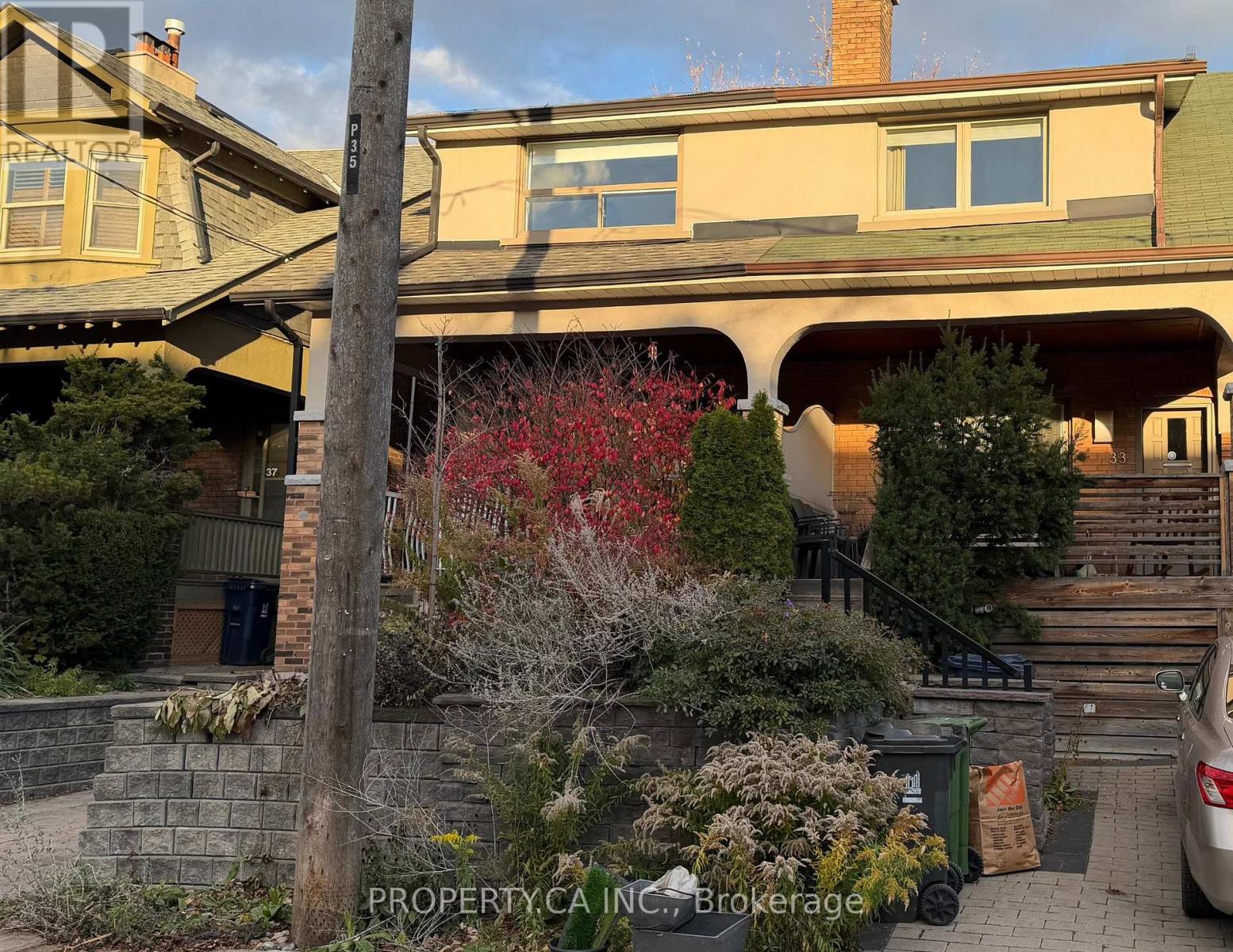 LOWER LEVEL - 33 APPLETON AVENUE, Toronto, Ontario