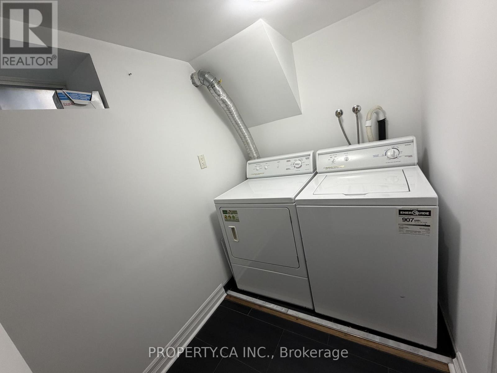 Lower Level - 33 Appleton Avenue, Toronto, Ontario  M6E 3A4 - Photo 13 - C12567340