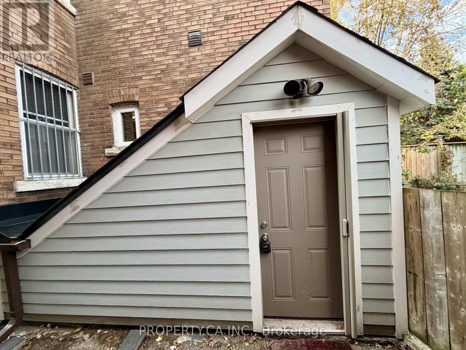 Lower Level - 33 Appleton Avenue, Toronto, Ontario  M6E 3A4 - Photo 2 - C12567340