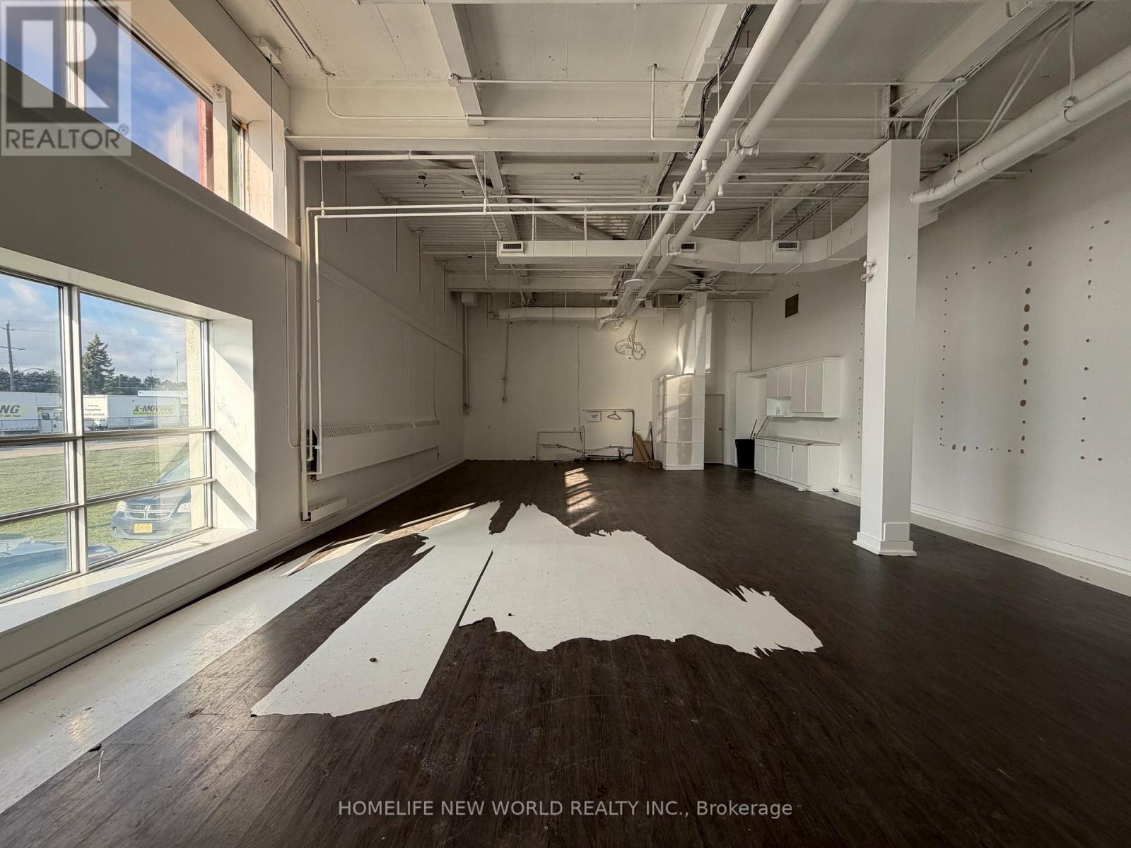 101+105 - 41 Metropolitan Road, Toronto, Ontario  M1R 2T5 - Photo 11 - E12567286