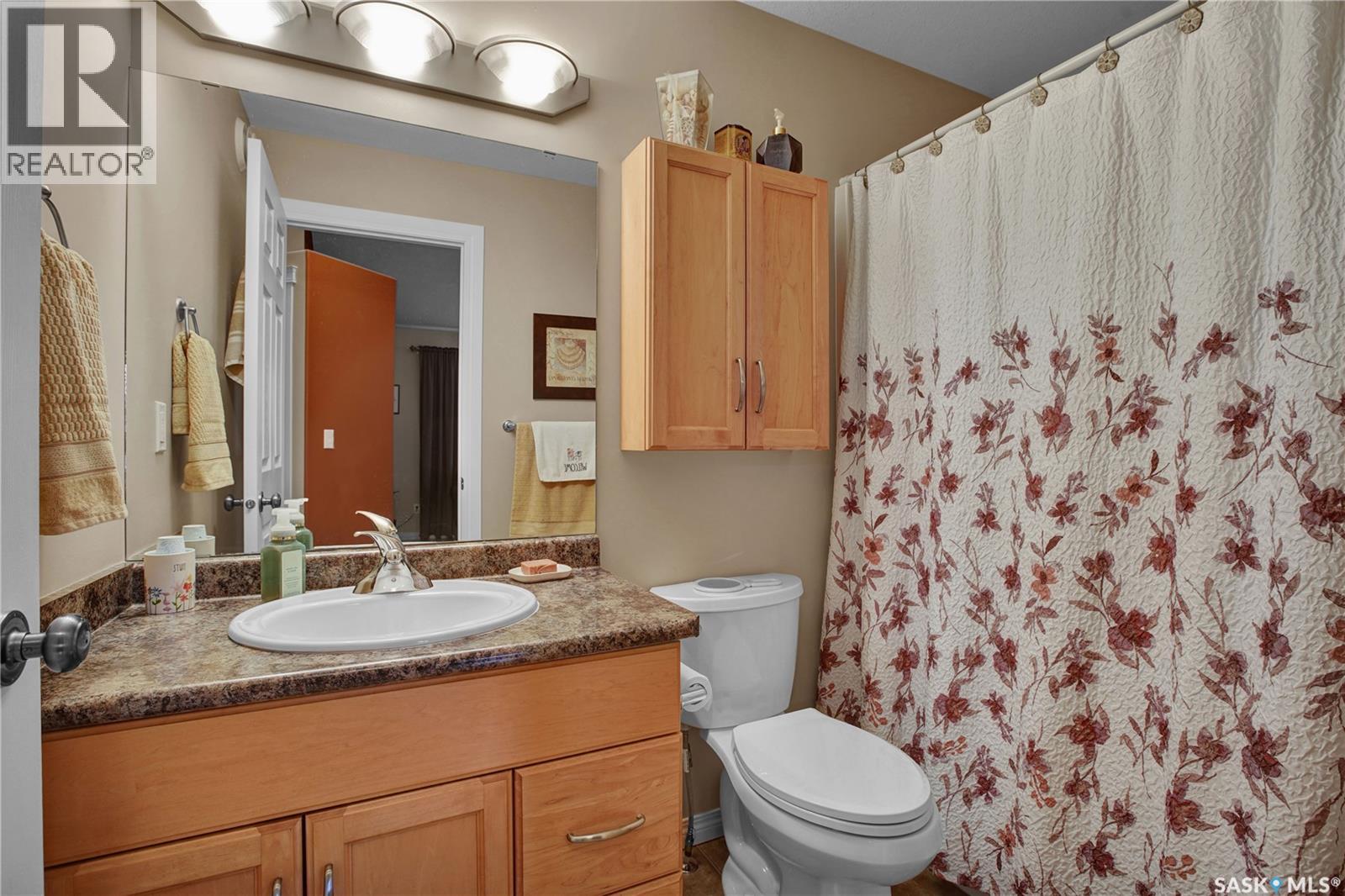 208 Maccormack Road, Martensville, Saskatchewan  S0K 0A2 - Photo 15 - SK024354