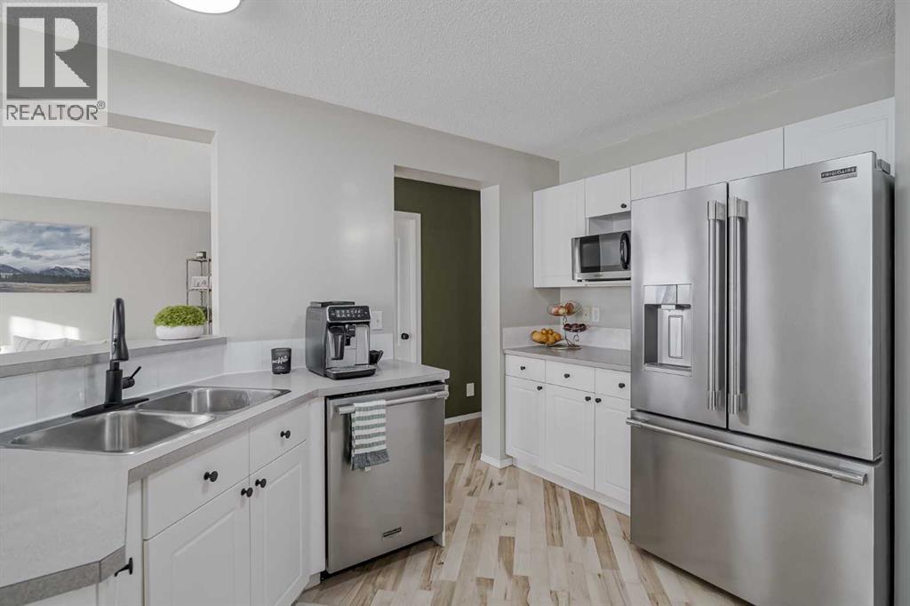 67 Silver Springs Way Nw, Airdrie, Alberta  T4B 2G8 - Photo 15 - A2270389