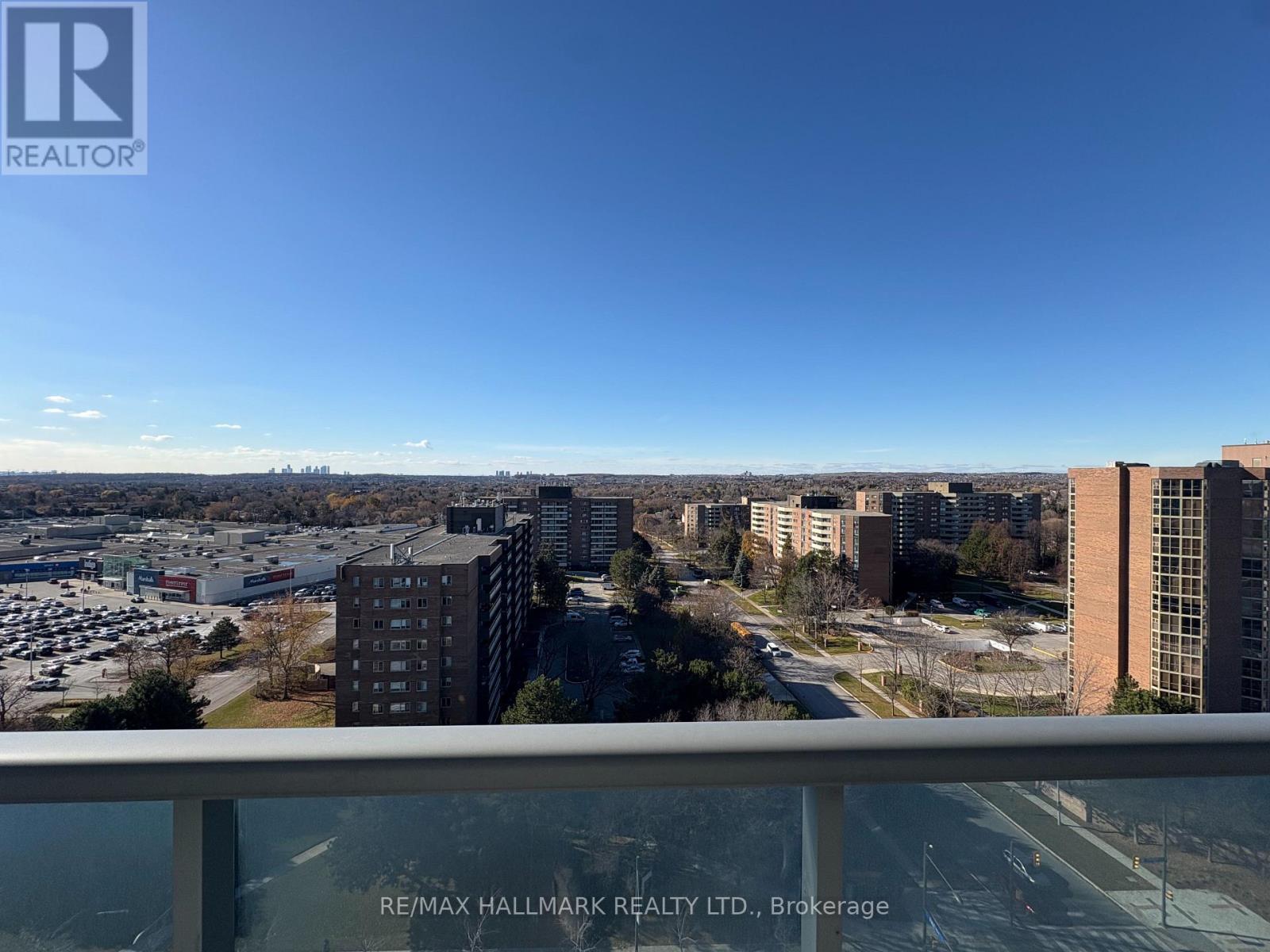 1610 - 9471 Yonge Street, Richmond Hill, Ontario  L4C 1V4 - Photo 6 - N12442601