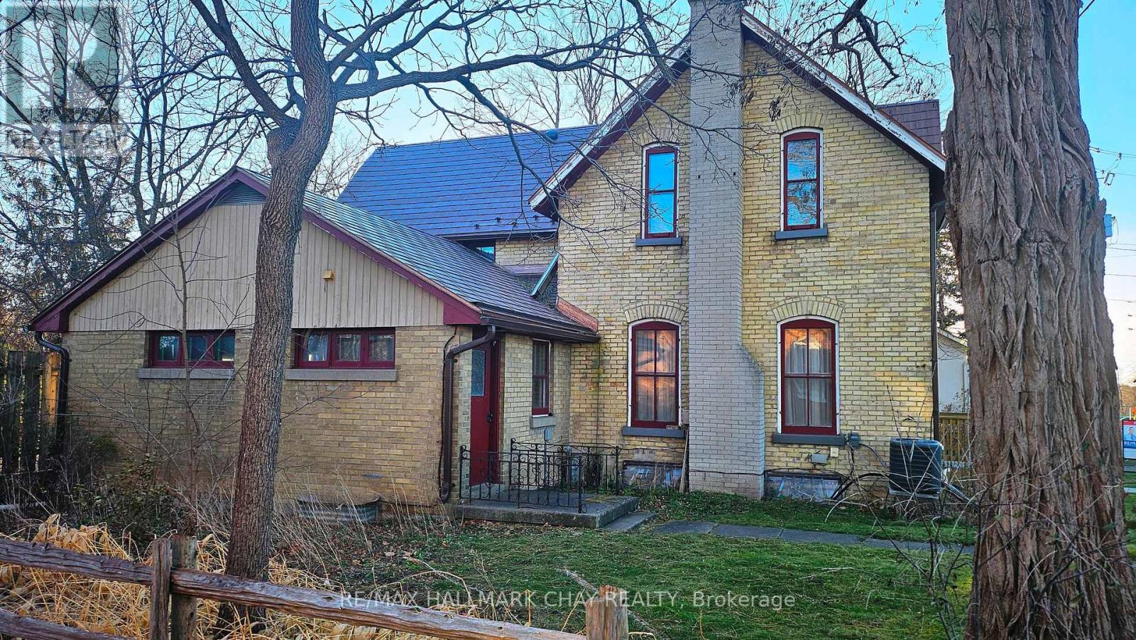 2207 King Road, King, Ontario L7B 1A6 - Photo 7 - N12557850