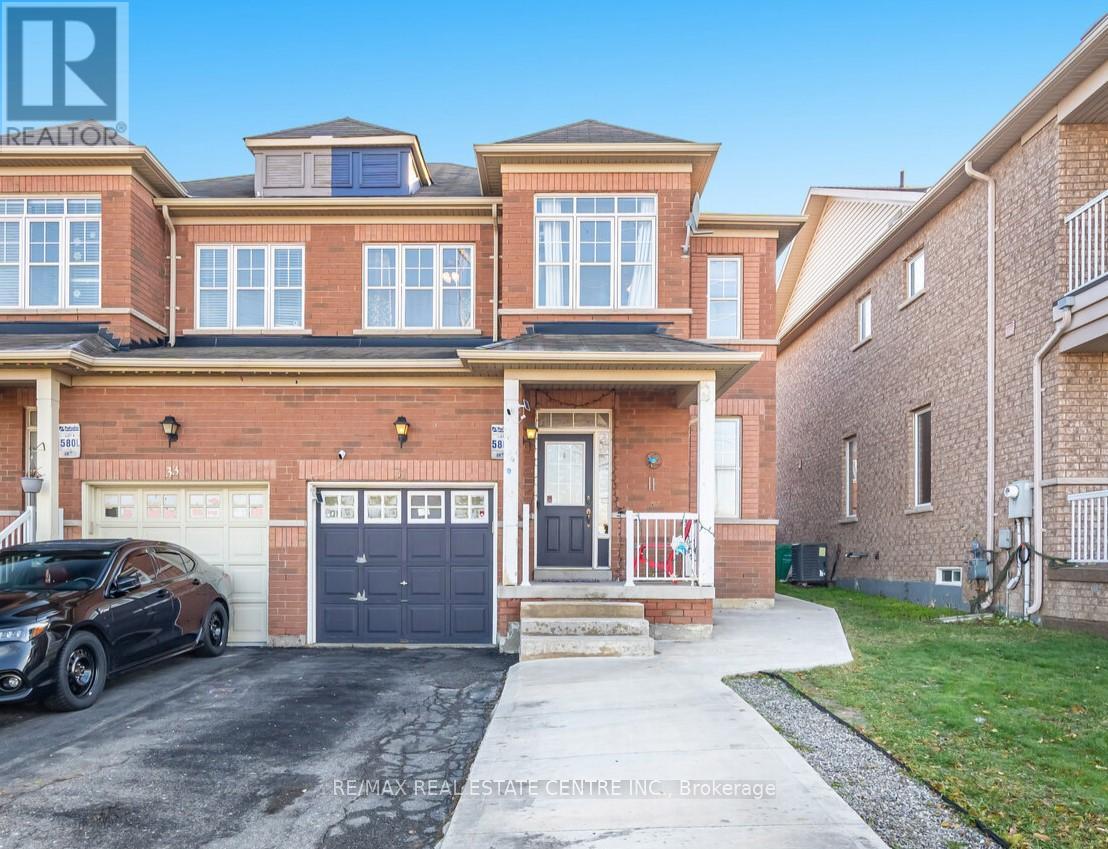 31 CONNOLLY CRESCENT, Brampton, Ontario