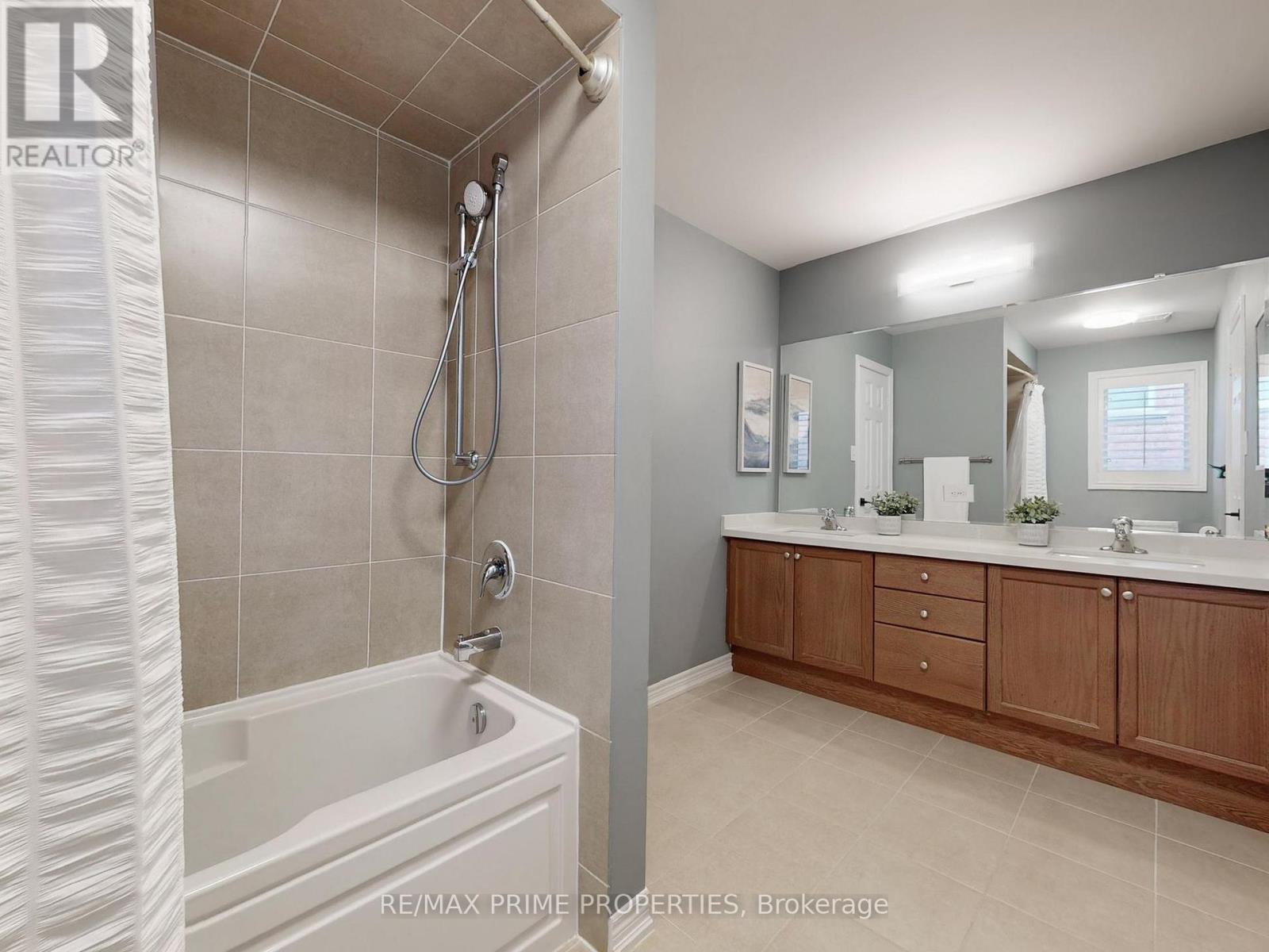 71 Everett Street, Markham, Ontario  L6E 0L3 - Photo 27 - N12567280