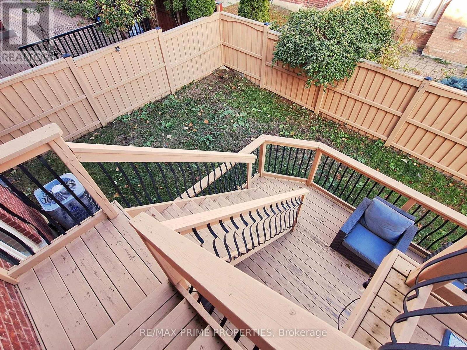 71 Everett Street, Markham, Ontario  L6E 0L3 - Photo 41 - N12567280