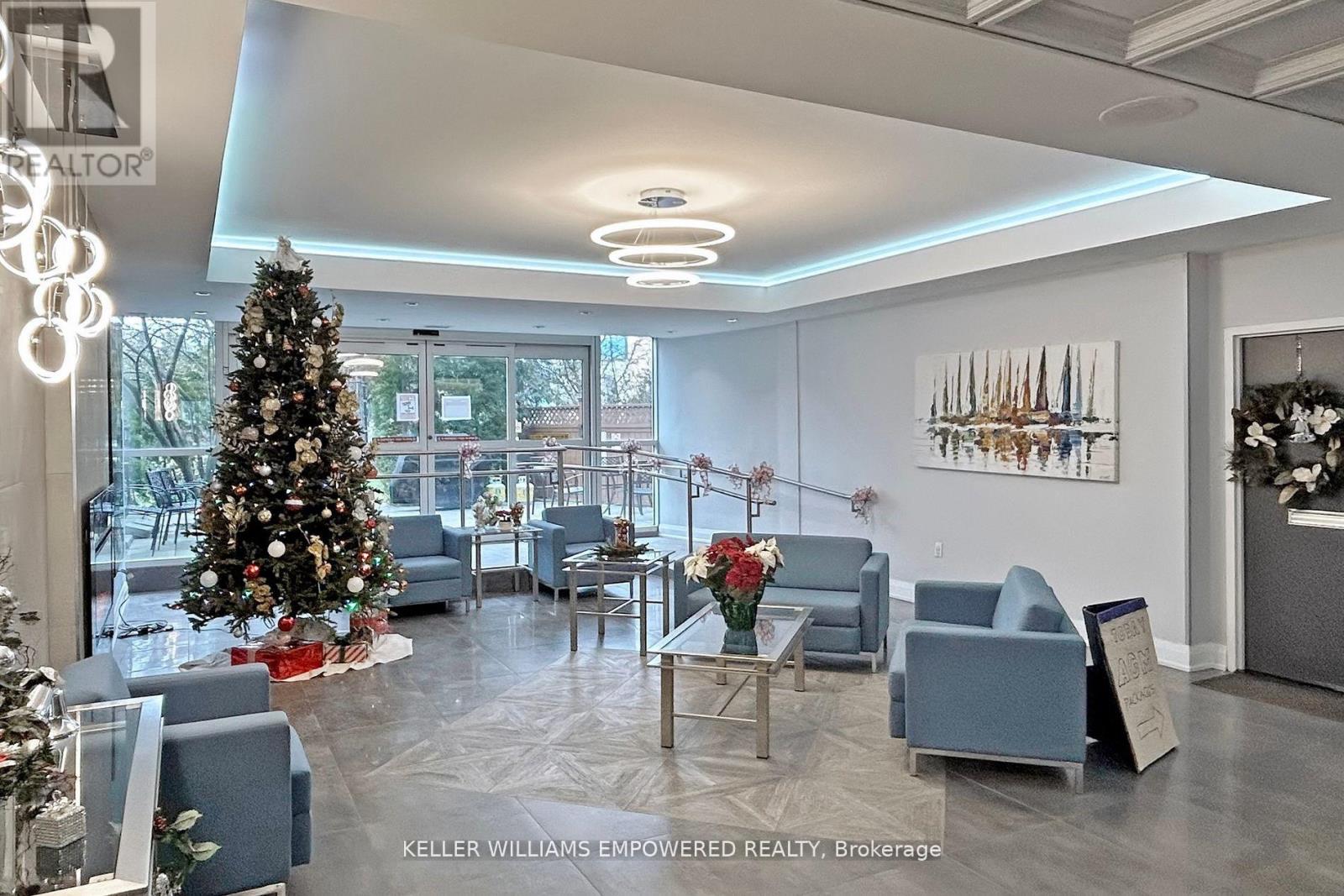 707 - 20 Harding Boulevard W, Richmond Hill, Ontario  L4C 9S4 - Photo 4 - N12567312