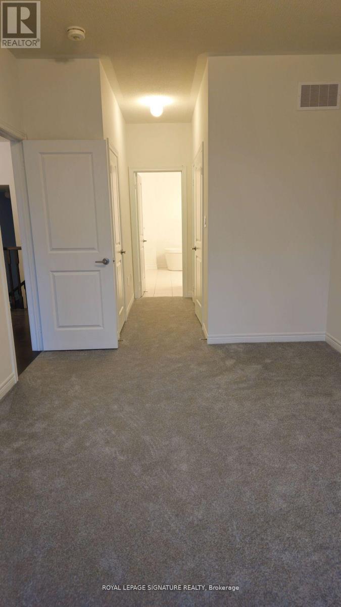 Upper - 72 Singhampton Road, Vaughan, Ontario  L4H 5J7 - Photo 12 - N12567338