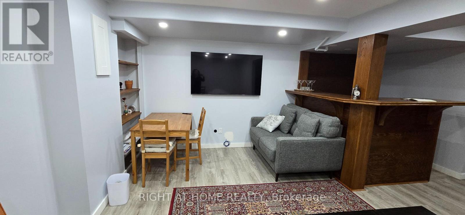 # 7 - 2655 Gananoque Drive, Mississauga, Ontario  L5N 3A6 - Photo 4 - W12562564