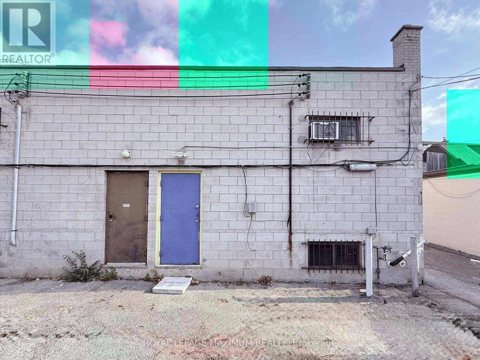 1654 Jane Street, Toronto, Ontario M9N 2S1 - Photo 15 - W12567210