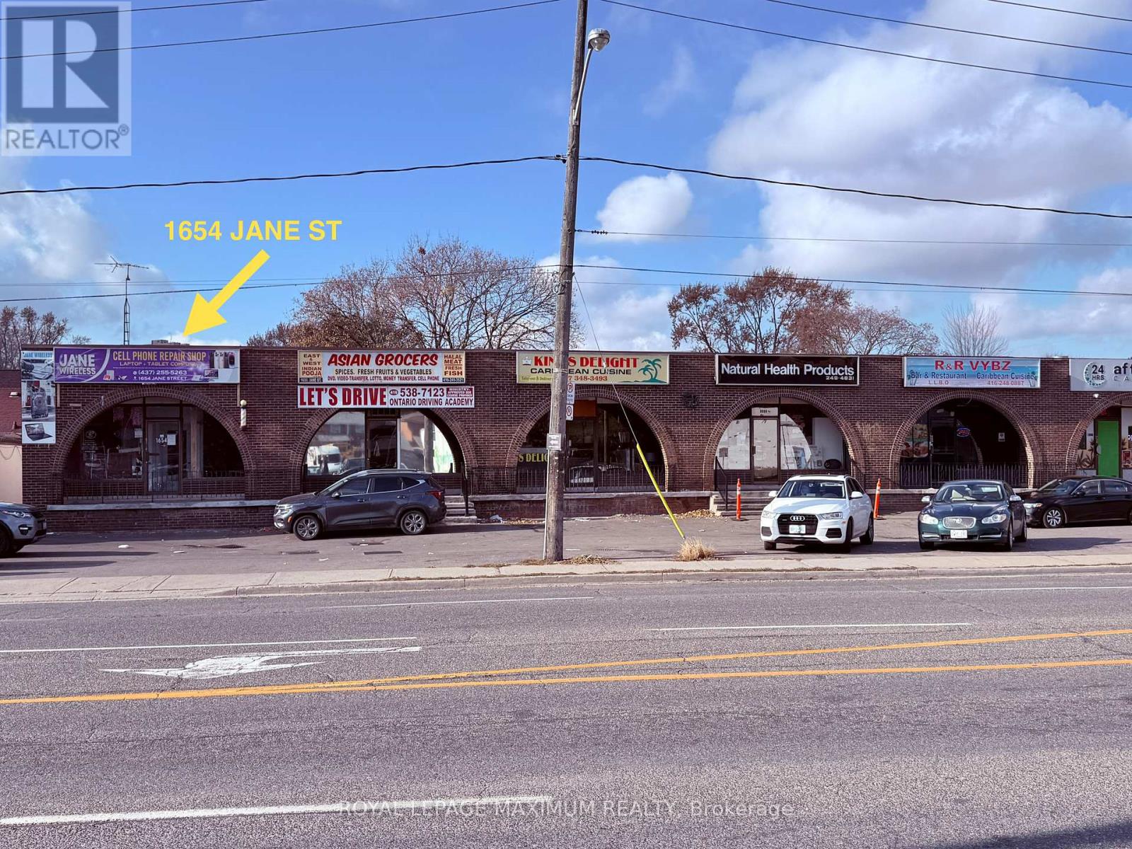 1654 Jane Street, Toronto, Ontario  M9N 2S1 - Photo 3 - W12567210