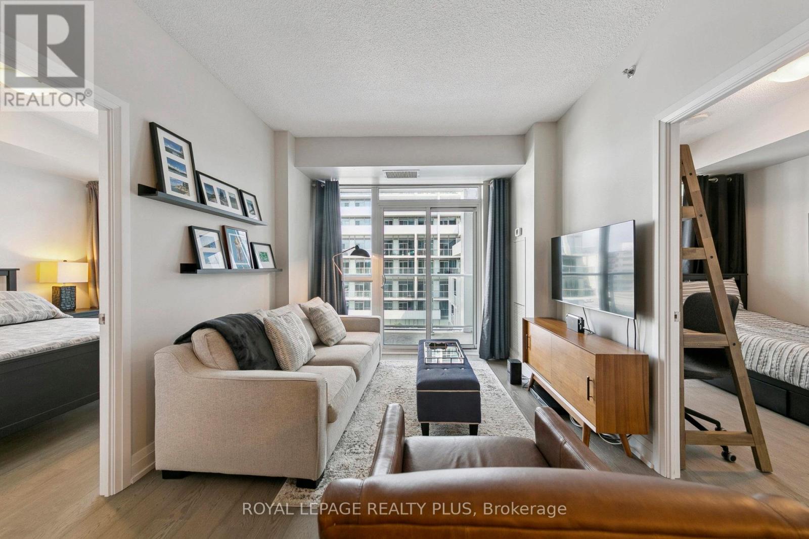 406 - 65 Speers Road, Oakville, Ontario  L6K 0J1 - Photo 15 - W12567276