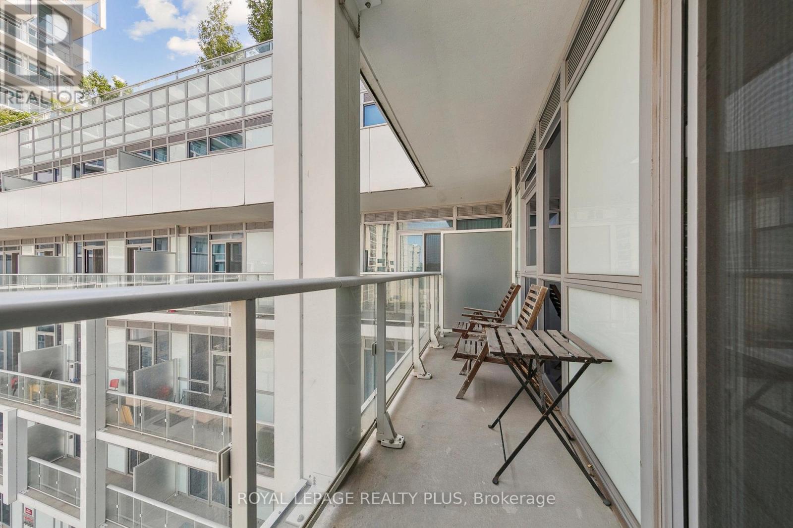 406 - 65 Speers Road, Oakville, Ontario  L6K 0J1 - Photo 23 - W12567276