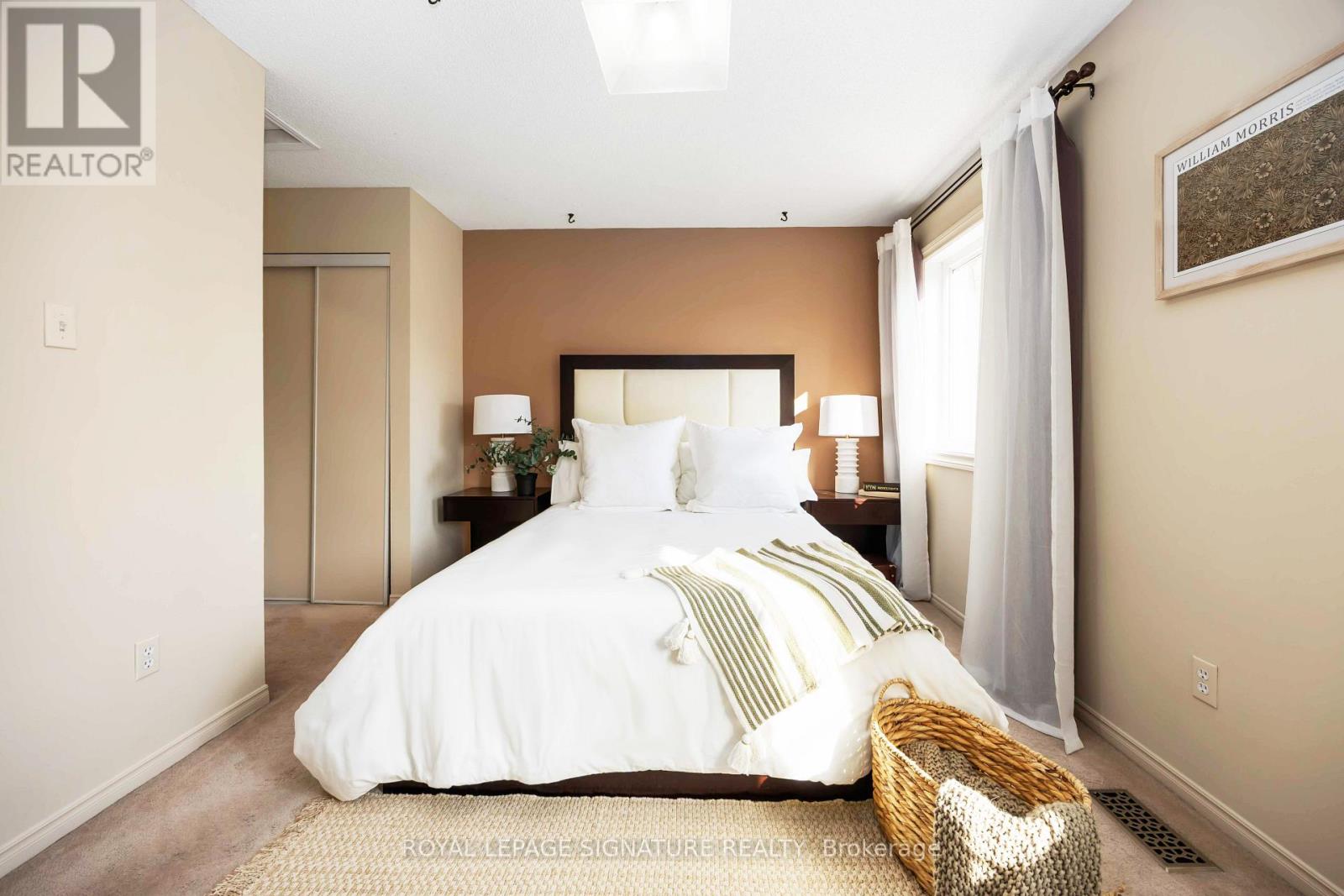 9 Harbourview Crescent, Toronto, Ontario  M8V 4A6 - Photo 18 - W12567306