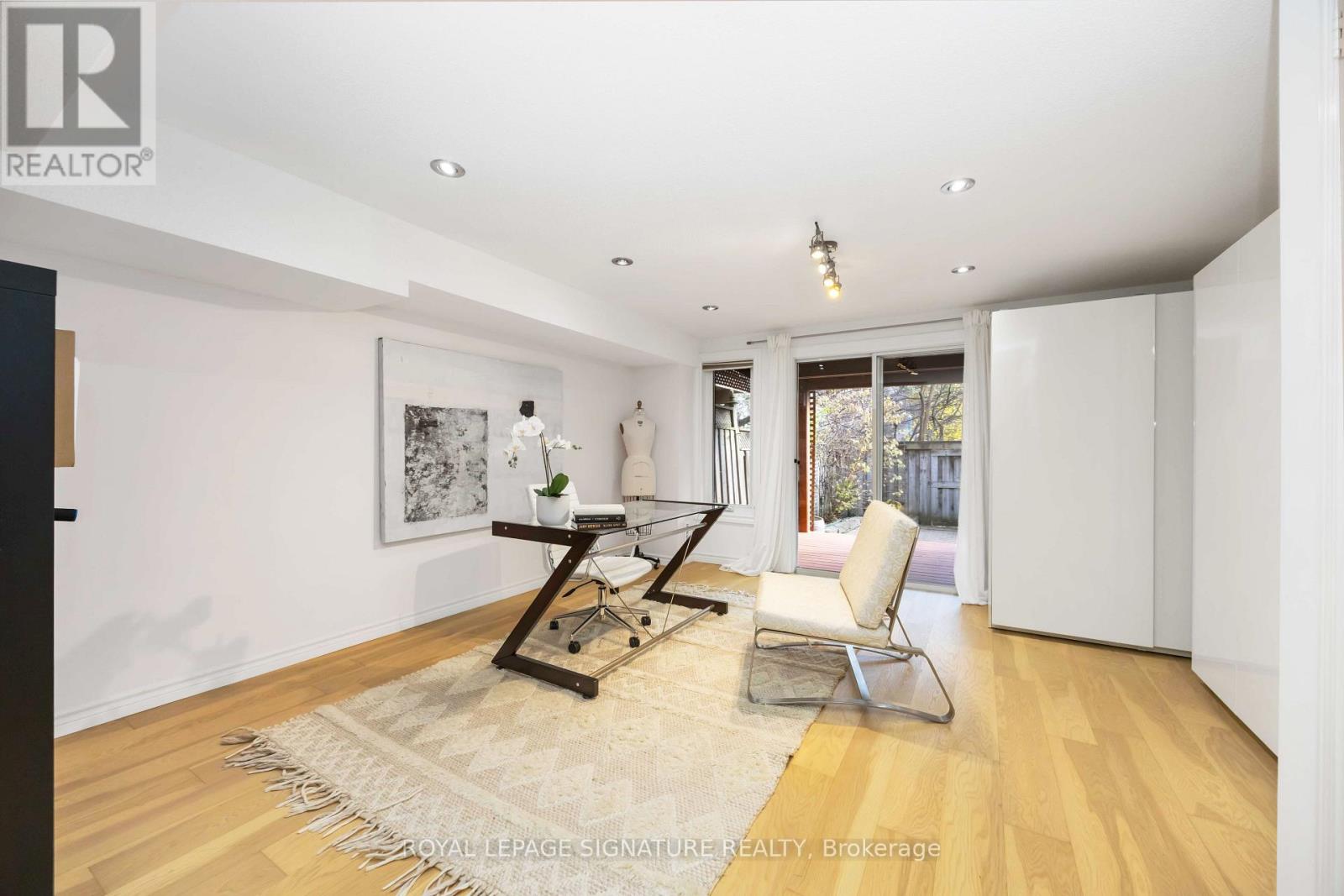 9 Harbourview Crescent, Toronto, Ontario  M8V 4A6 - Photo 26 - W12567306