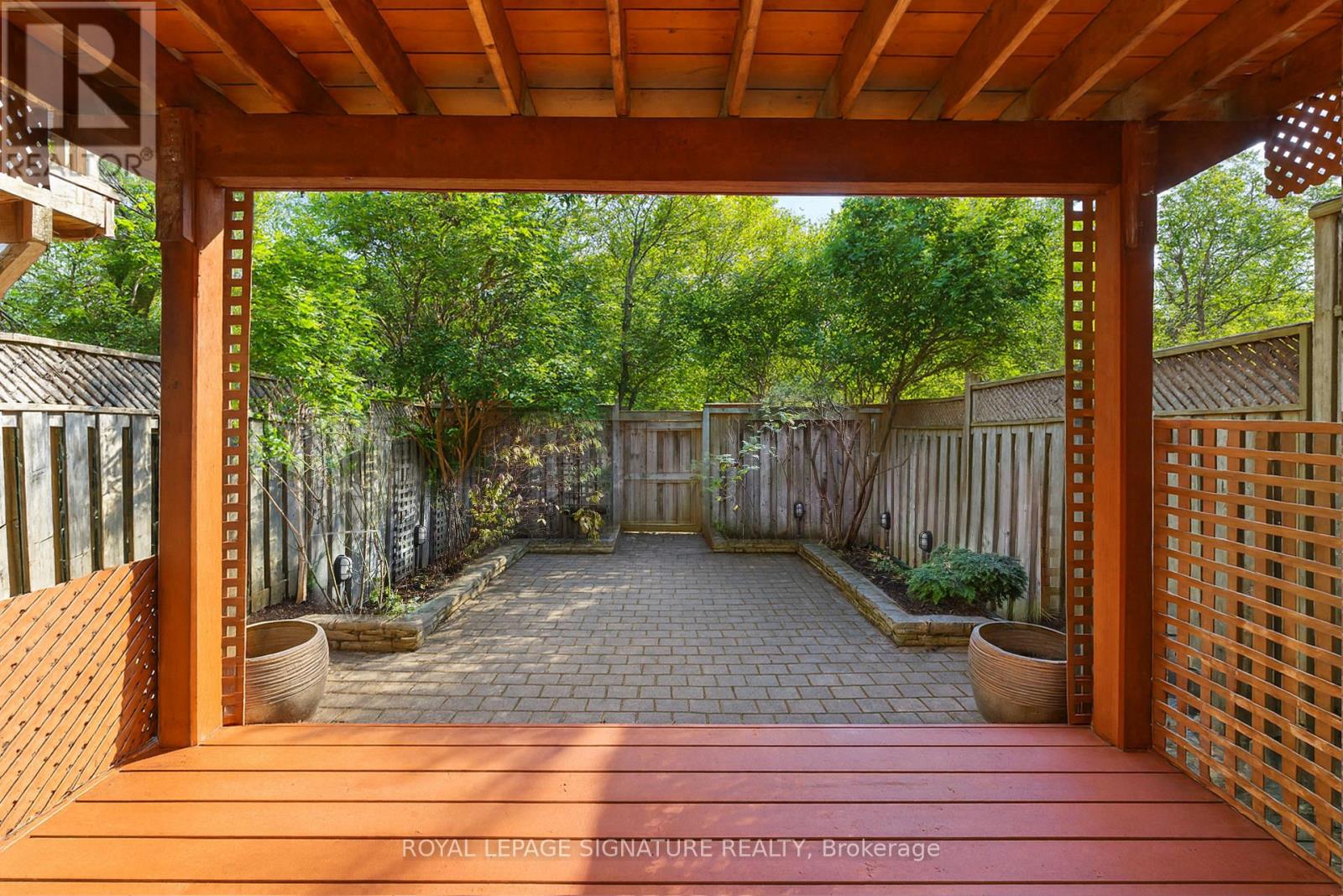 9 Harbourview Crescent, Toronto, Ontario  M8V 4A6 - Photo 28 - W12567306