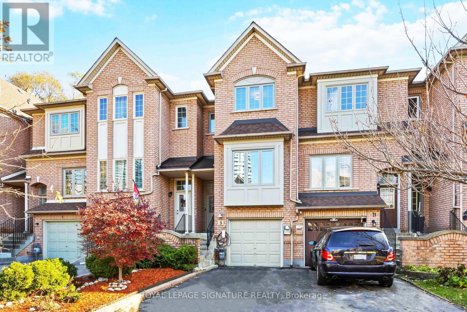 9 Harbourview Crescent, Toronto, Ontario  M8V 4A6 - Photo 30 - W12567306