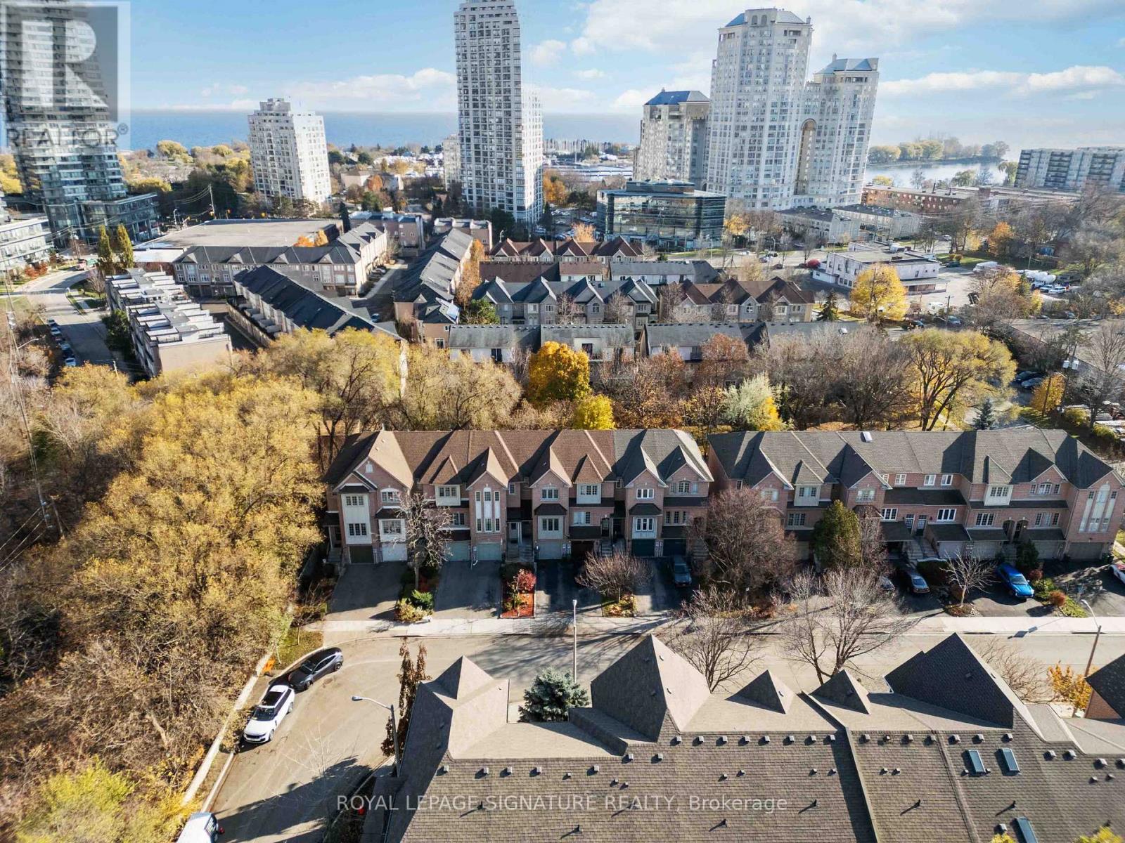 9 Harbourview Crescent, Toronto, Ontario  M8V 4A6 - Photo 31 - W12567306