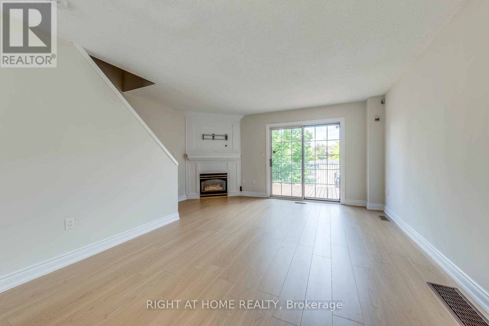 14 - 4991 Rathkeale Road, Mississauga, Ontario  L5V 2G9 - Photo 10 - W12567310