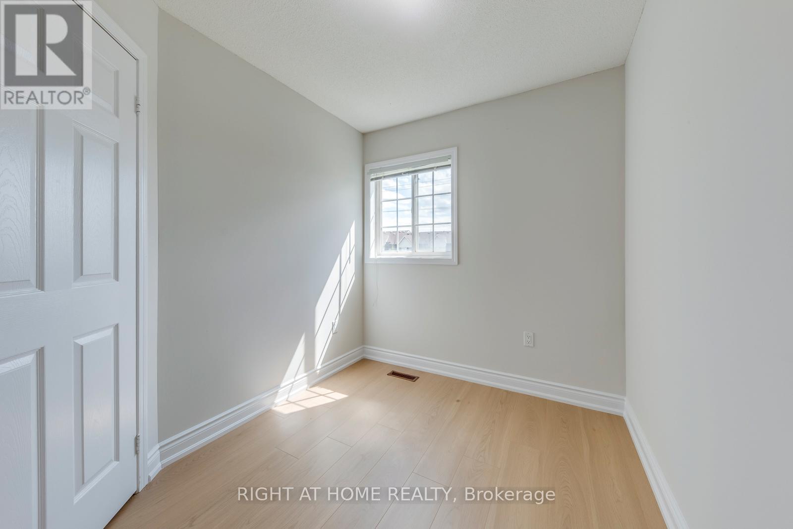 14 - 4991 Rathkeale Road, Mississauga, Ontario  L5V 2G9 - Photo 33 - W12567310