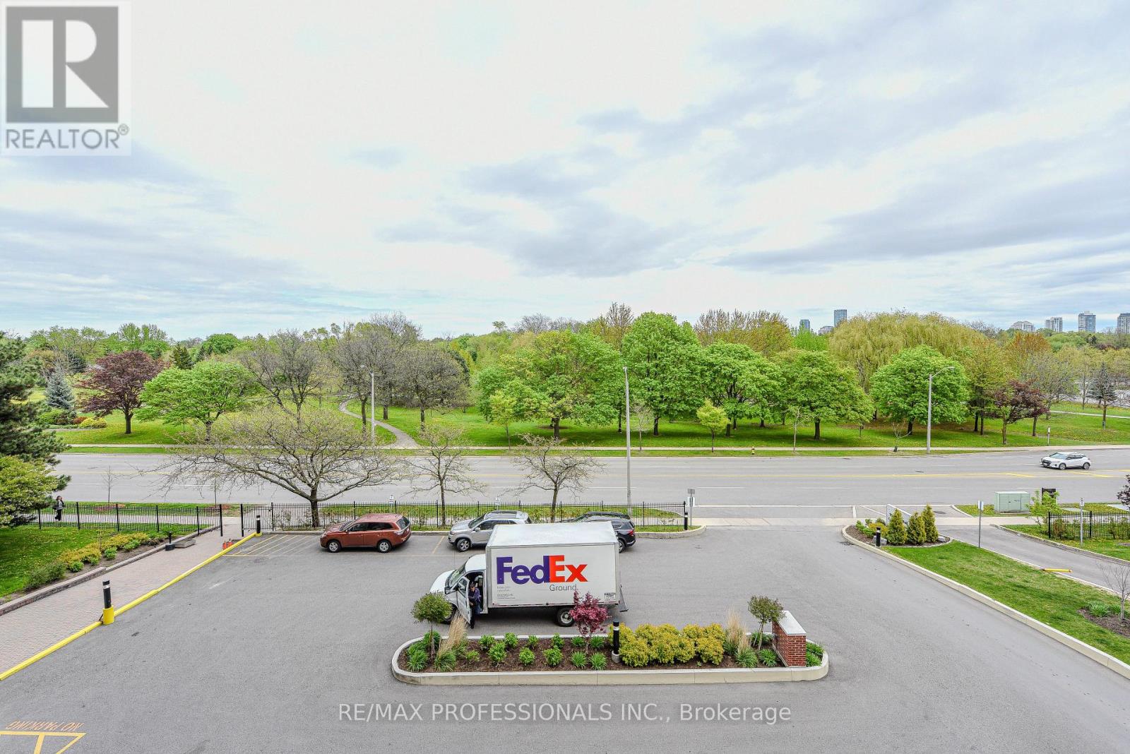 302 - 362 The East Mall, Toronto, Ontario  M9B 6C4 - Photo 17 - W12567328