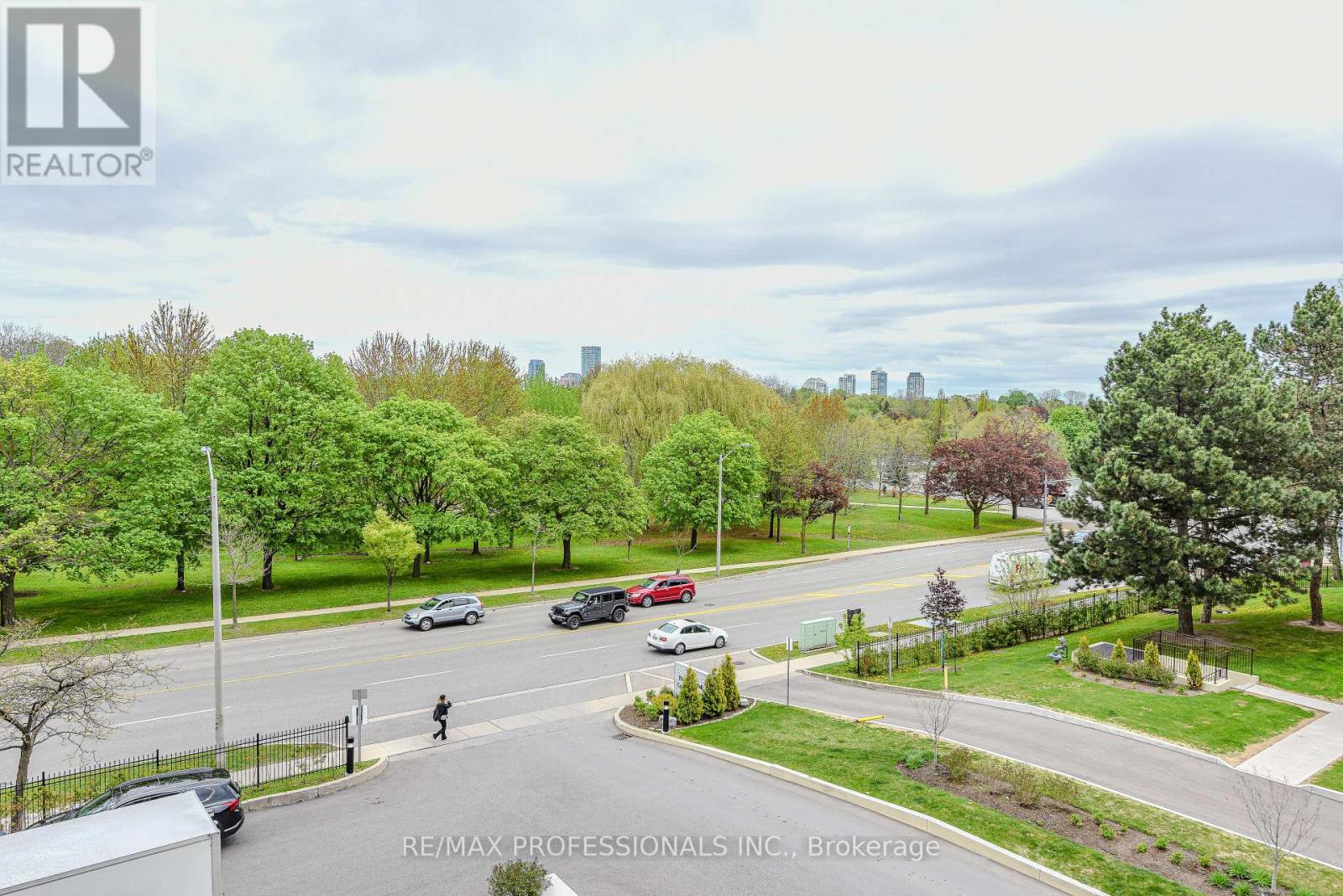 302 - 362 The East Mall, Toronto, Ontario  M9B 6C4 - Photo 18 - W12567328